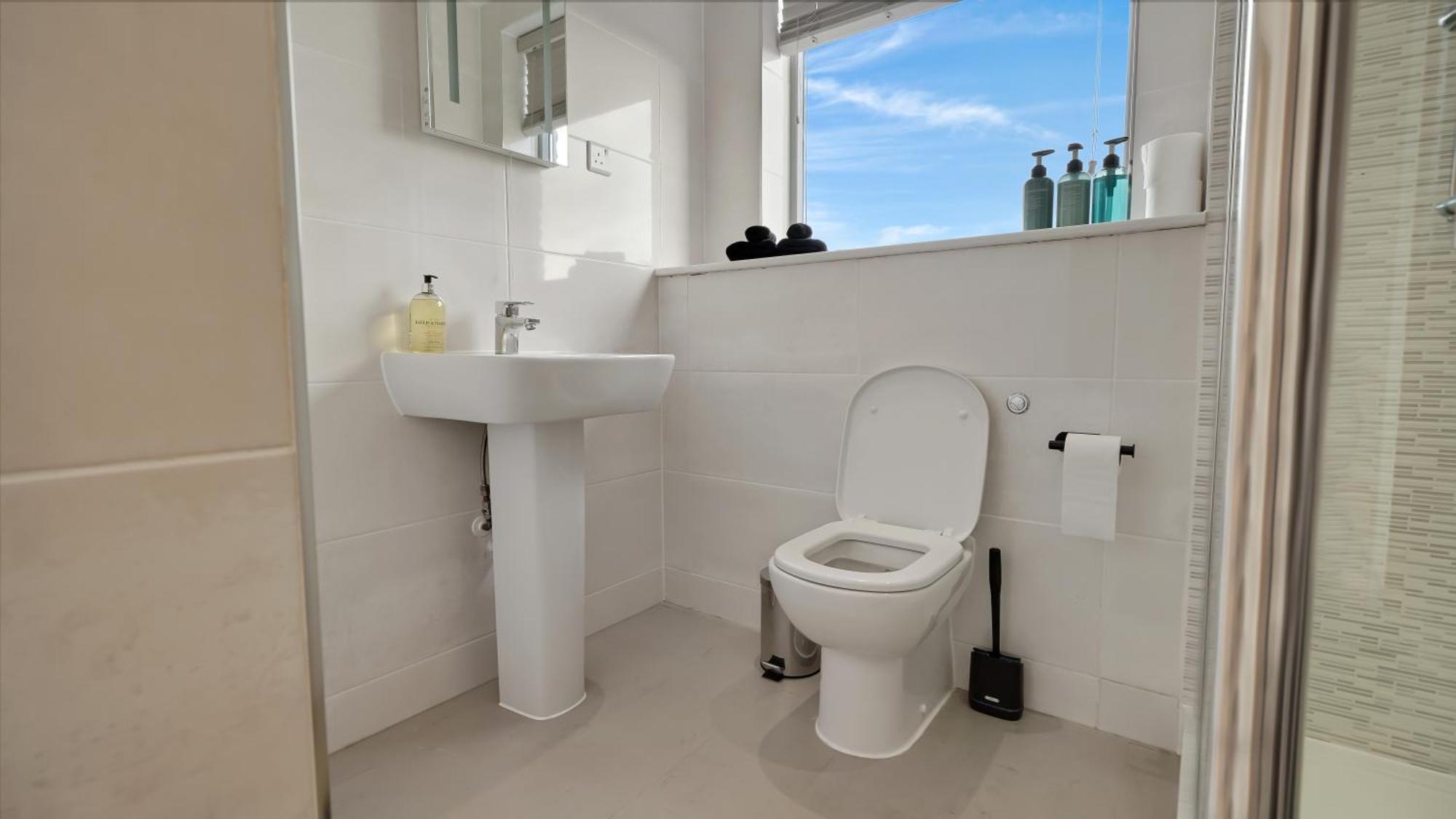 Modern And Spacious Penthouse Apartment In Putney With Free Parking London Exterior foto